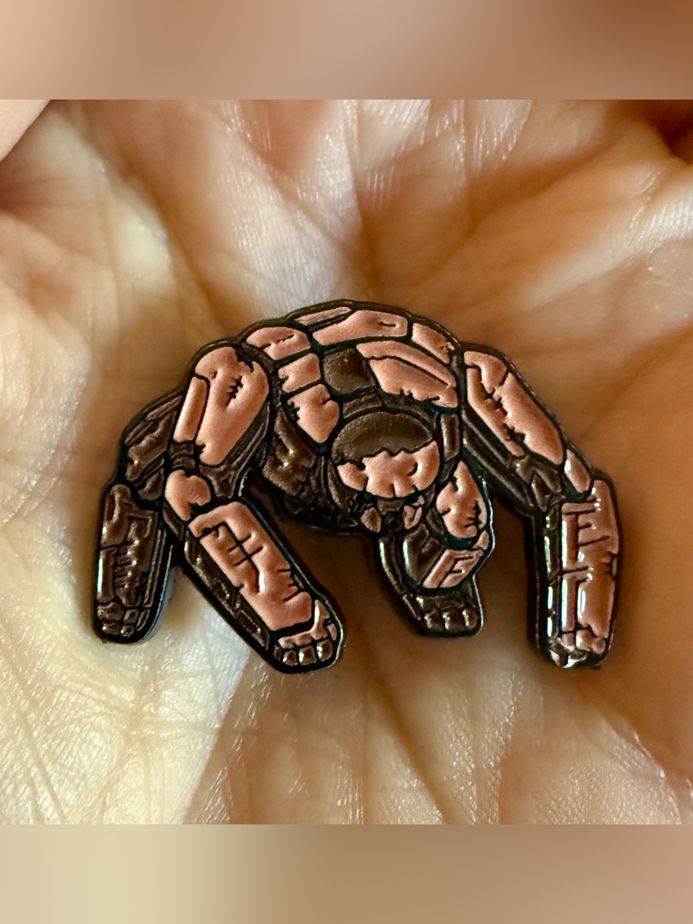 New PROJECT HAIL MARY Enamel Pin Brown Rocky Ryan Gosling AMAZE Rare